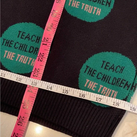 AWAKE NY Black & Green Crew Neck Relaxed Fit Sweater - Size Small - EUC - Picture 12 of 15